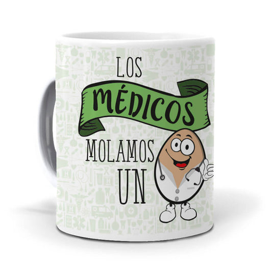 Taza Los médicos molamos un huevo